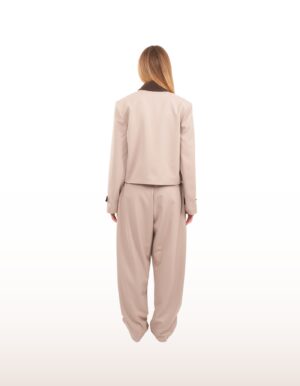 Regush Dirin Beige Jacket and Dirin High Wasited Pants 3